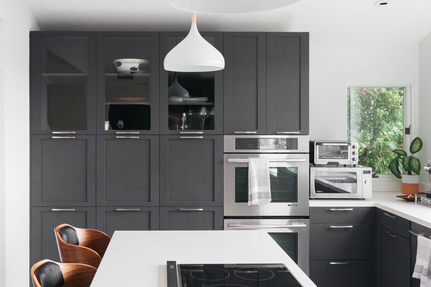 3 Ways to Style Gray Kitchen Cabinets - grey and brown kitchen cabinets