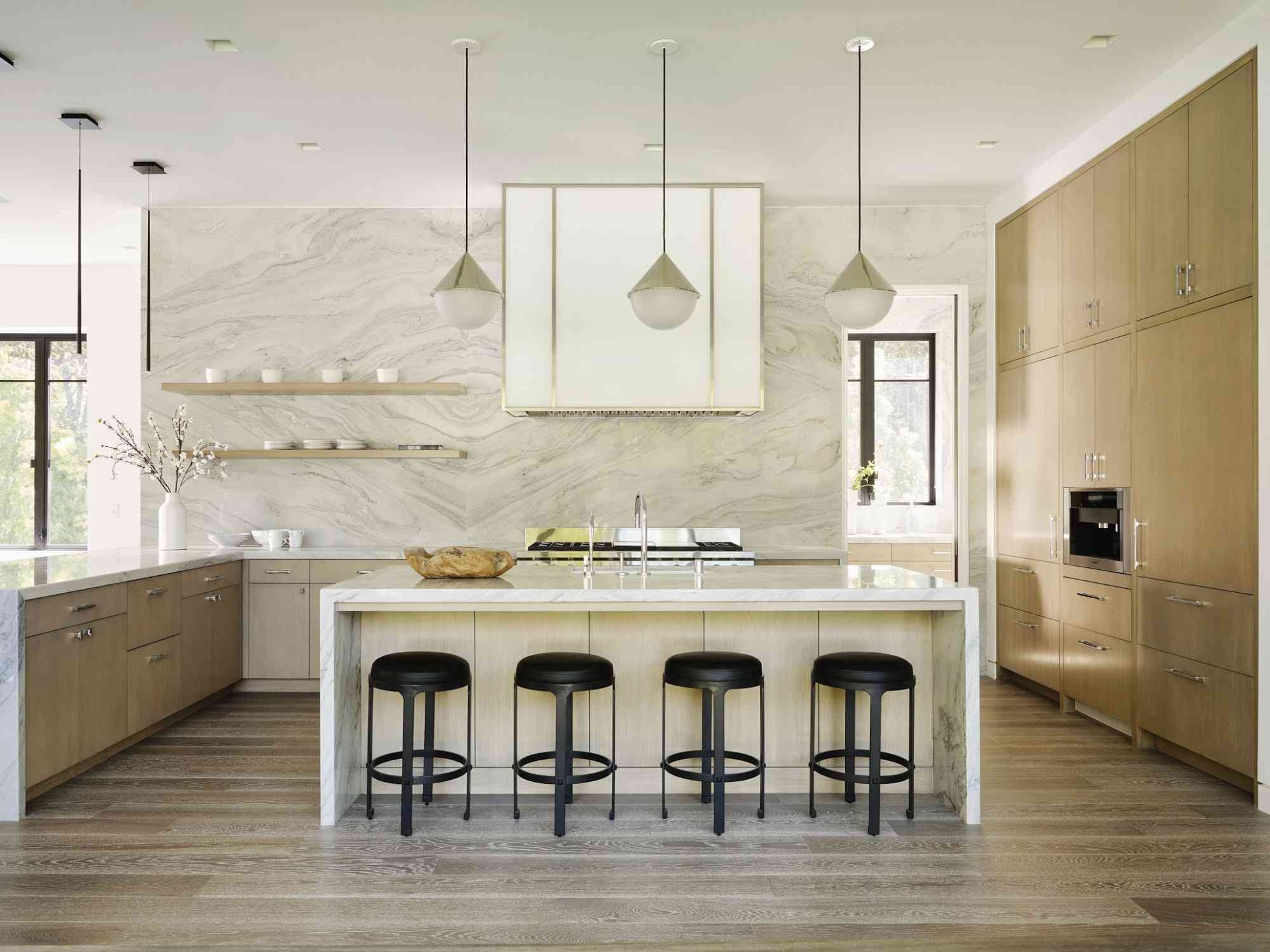 4 Polished Modern Kitchen Design Ideas to Consider - modern kitchen design ideas photos