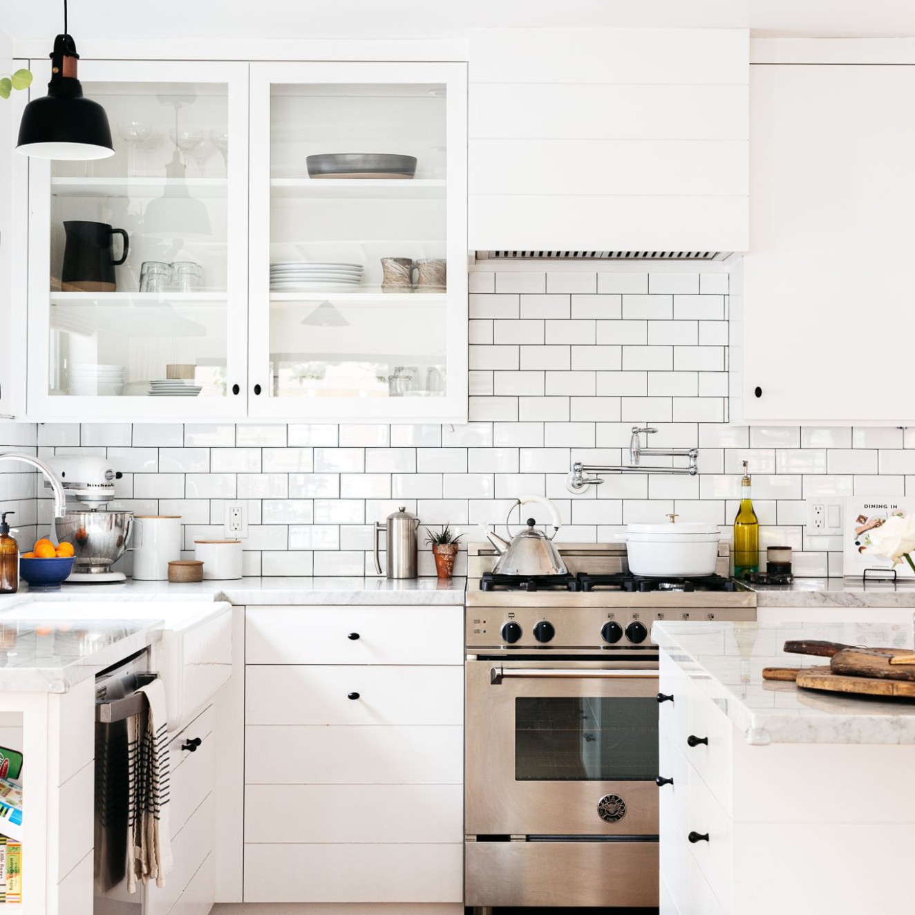 6 Modern White Kitchens - modern white kitchens