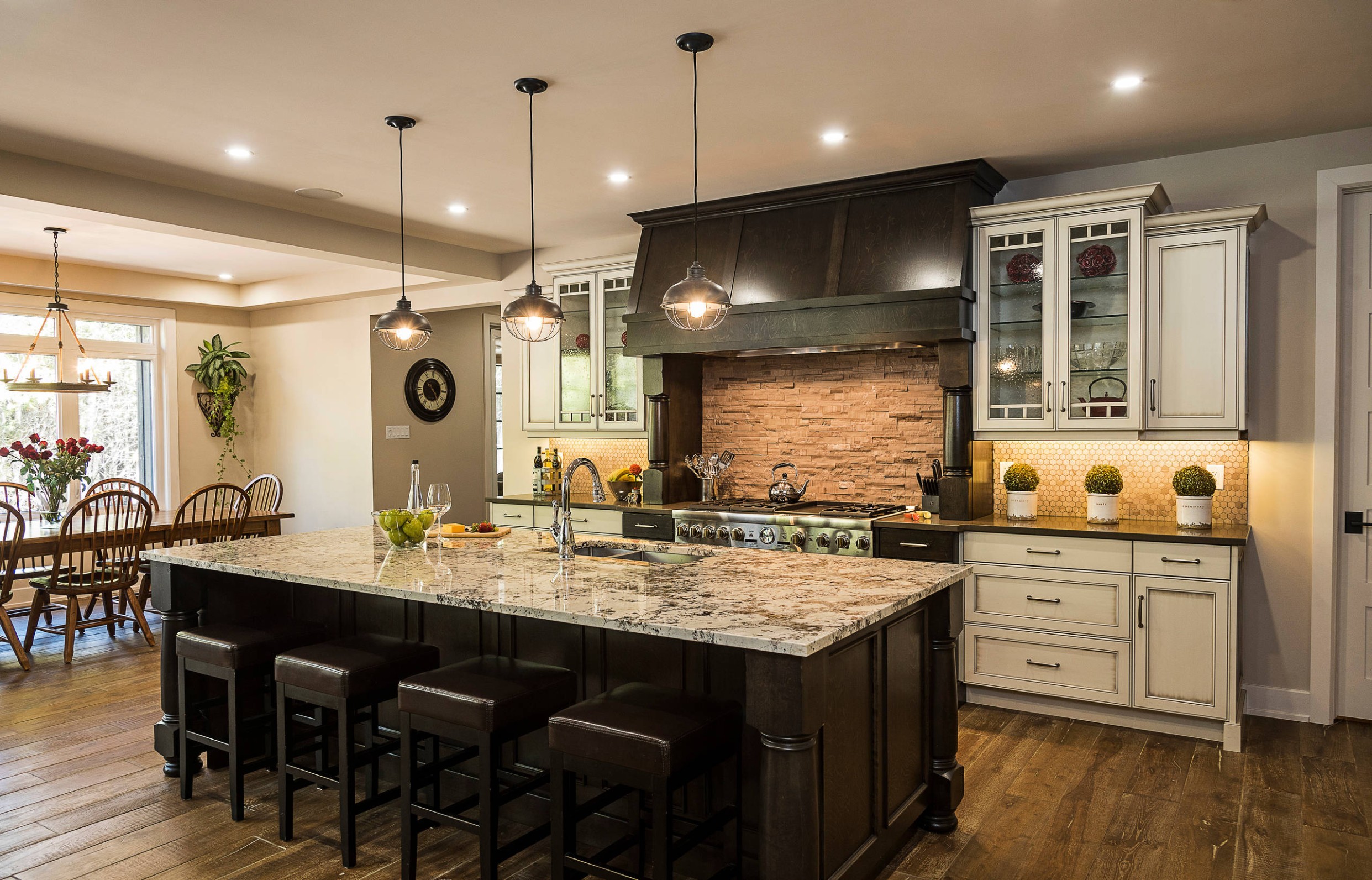 What is Traditional Kitchen Design? - traditional kitchen definition